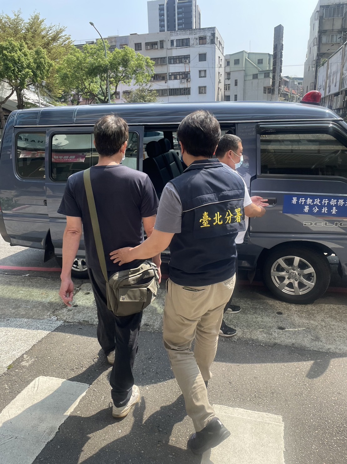 圖片1
